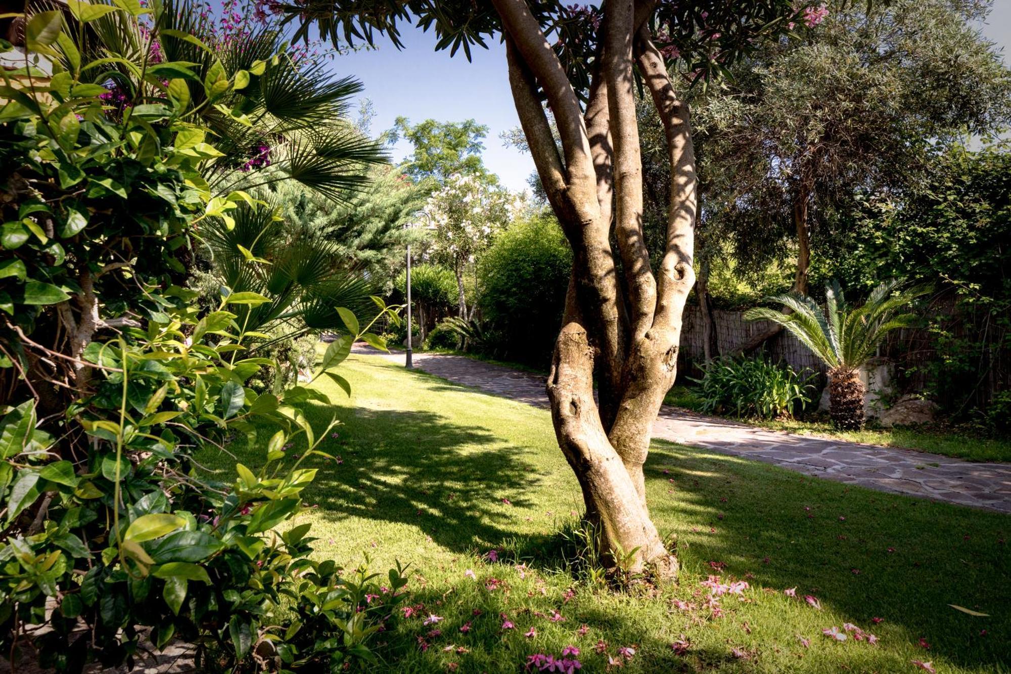 Cruccuris Resort - Adults Only Villasimius Eksteriør bilde